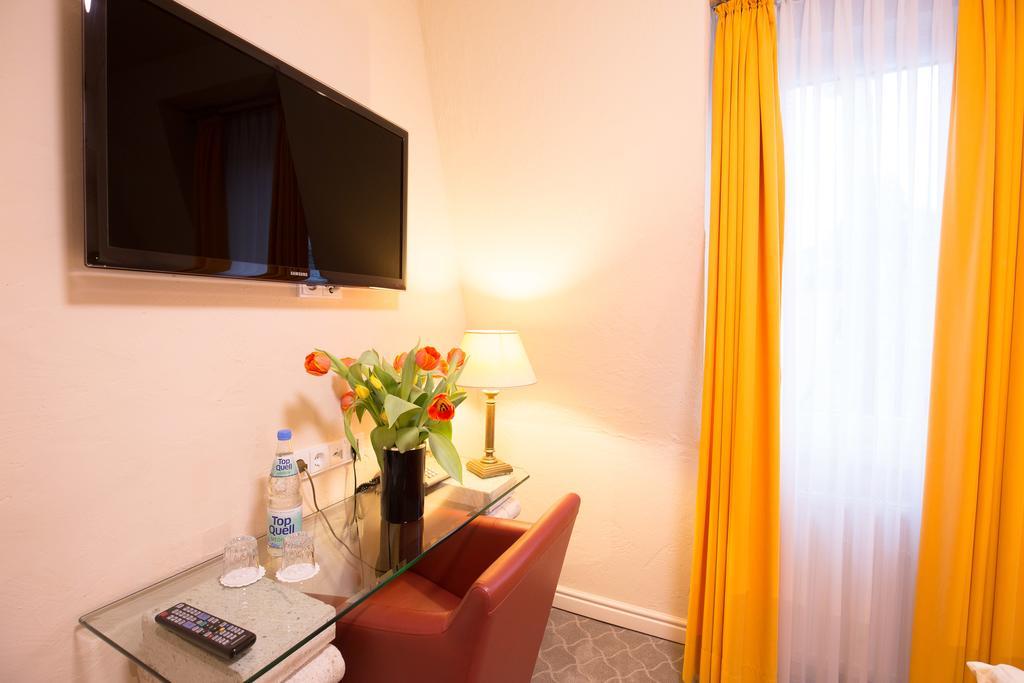 Hotel Heidelberger Hof Экстерьер фото