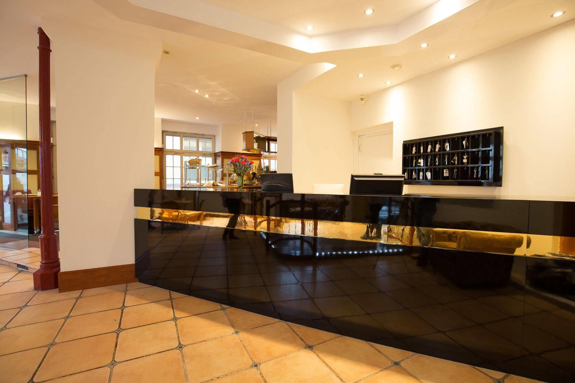 Hotel Heidelberger Hof Экстерьер фото